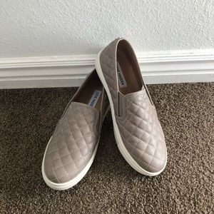 Women’s loafers